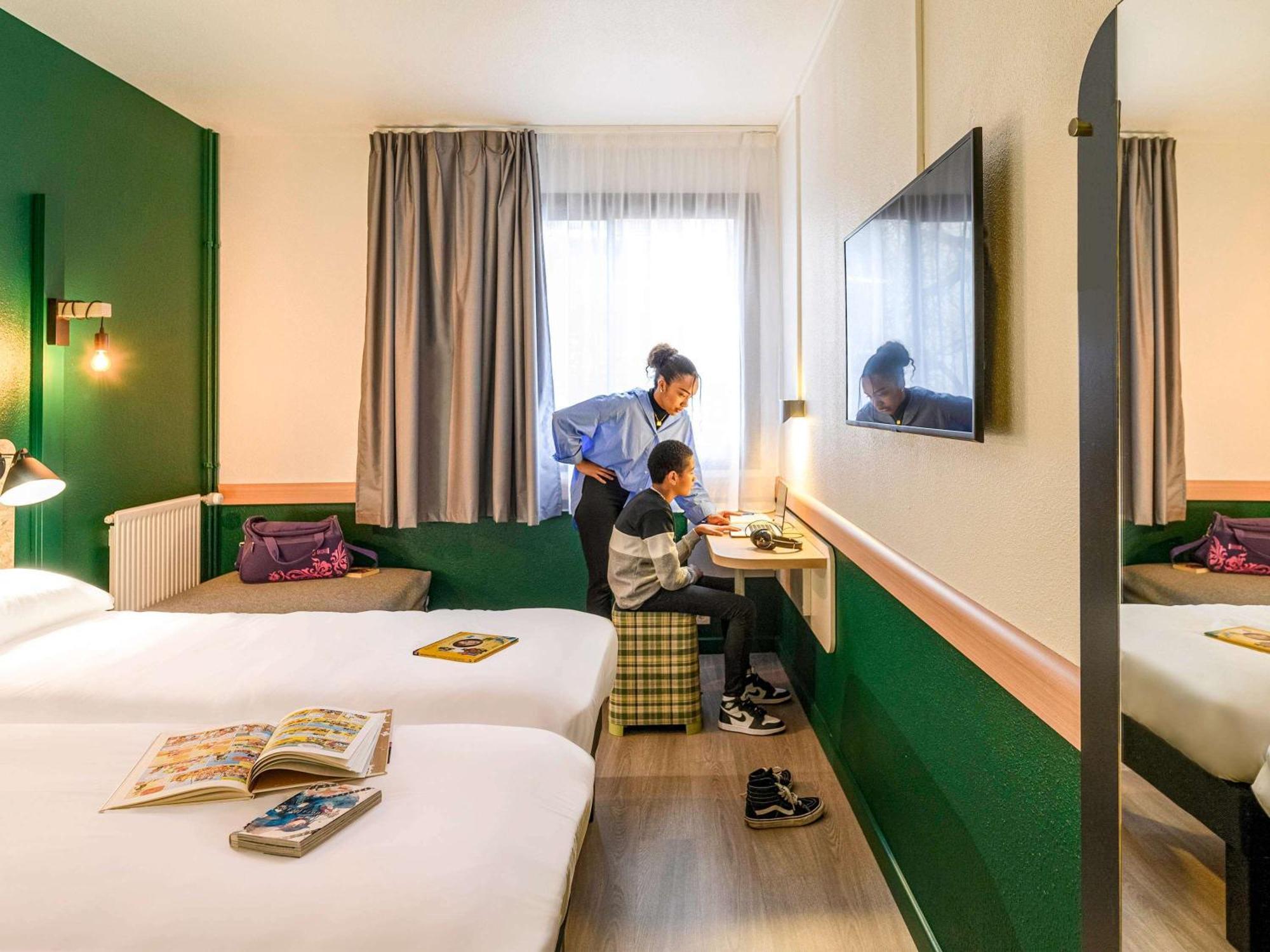 Greet Hotel Evreux Centre - Route De Normandie By Accor Экстерьер фото